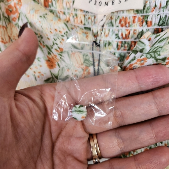 Promesa Meadow Bright Ruffle Floral Crop Top New NWT Yellow Floral Fairycore - Picture 13 of 14